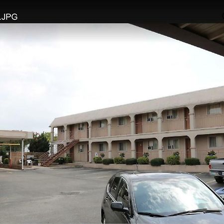 Cactus Inn And Suites Copperas Cove Exterior foto